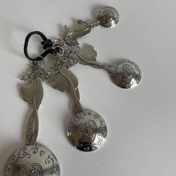 Ganz 4 Piece Angels Measuring Spoon Set for Kitchen - Picture 7 of 7